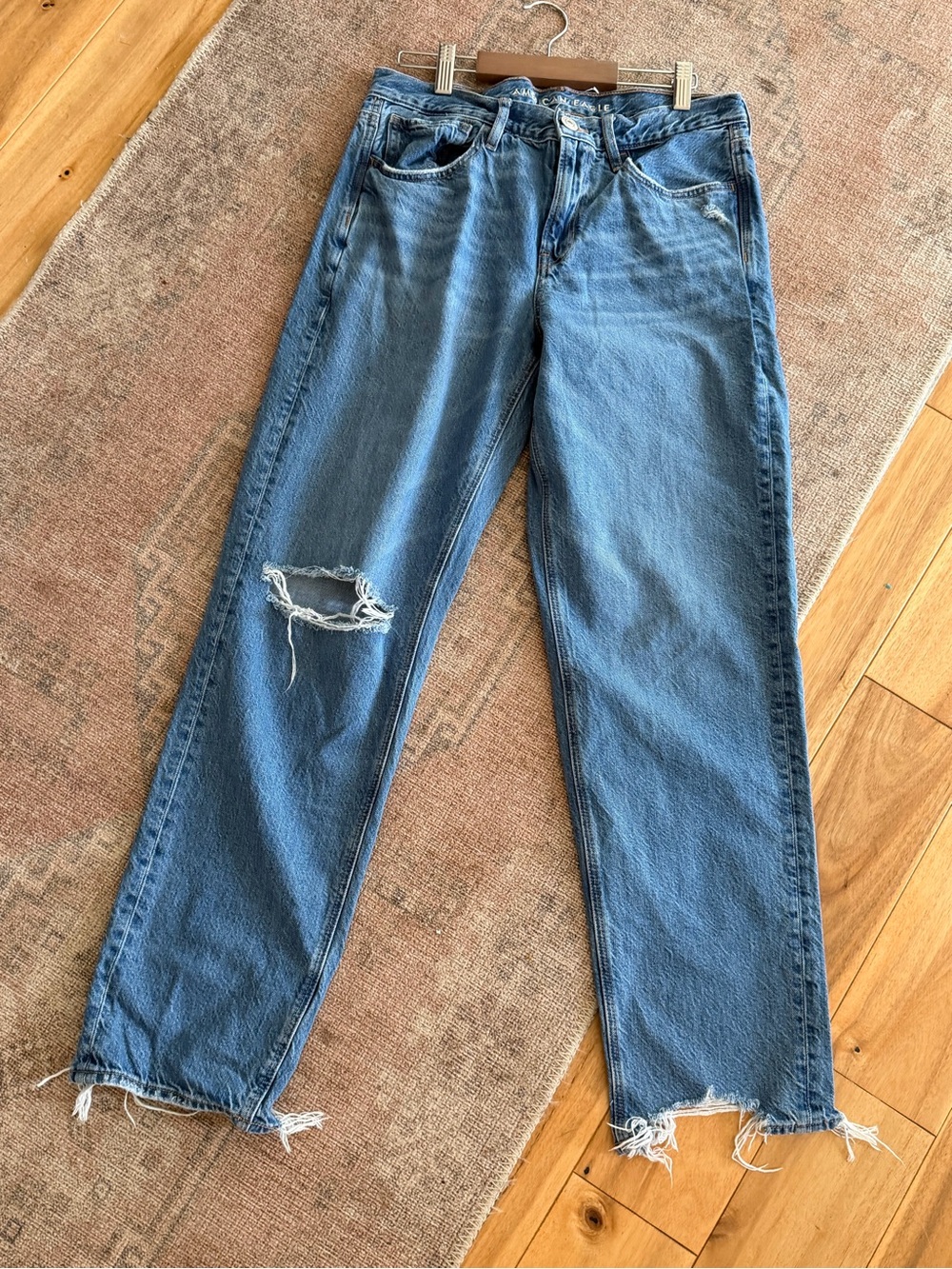 American Eagle Outfitters Light Blue Denim Jeans with Contrast Stitching